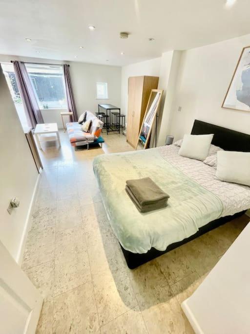 Cambridge City Centre Studio, Sleeps 3 エクステリア 写真